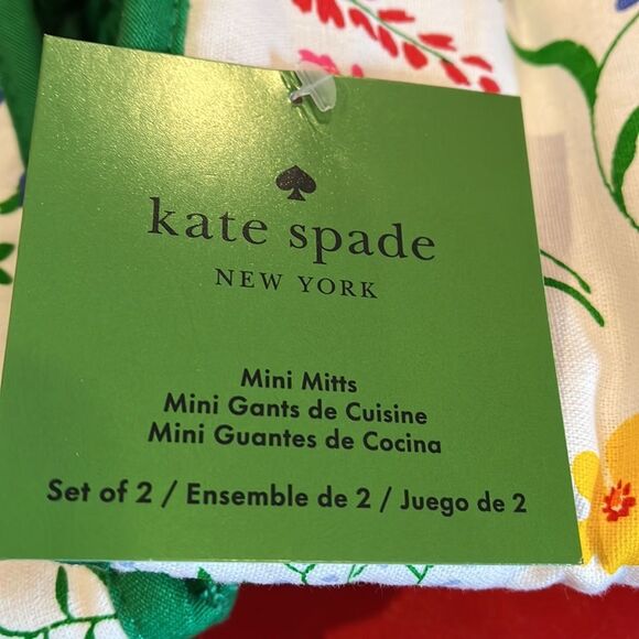 NWT Kate Spade mini oven mitts - Picture 2 of 3